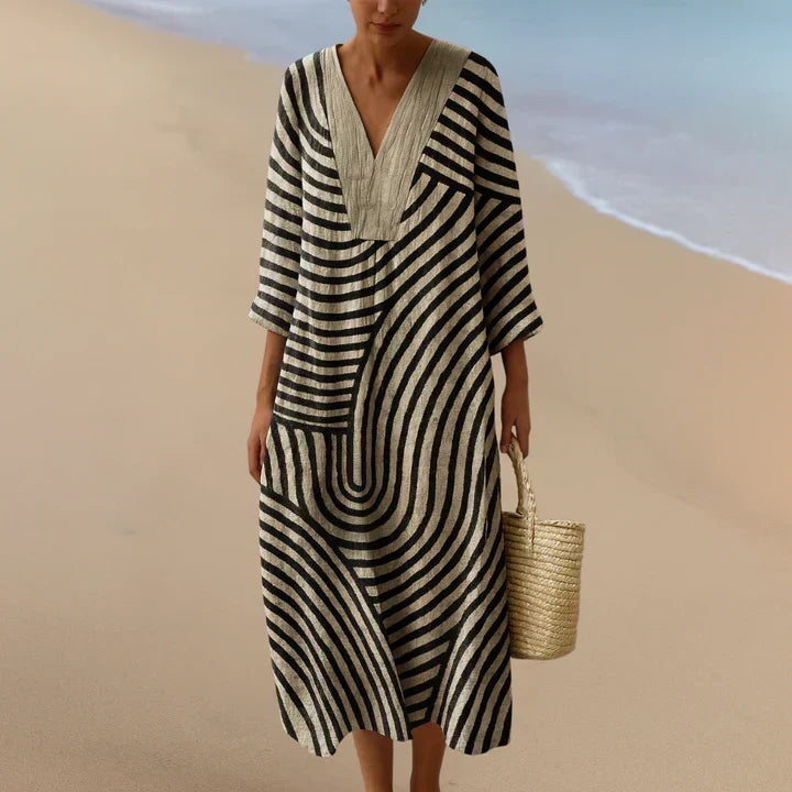 Tracee | Monochrome Maxi Dress