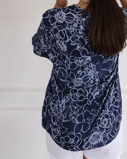 Avery | Elegant Blouse with Pocket