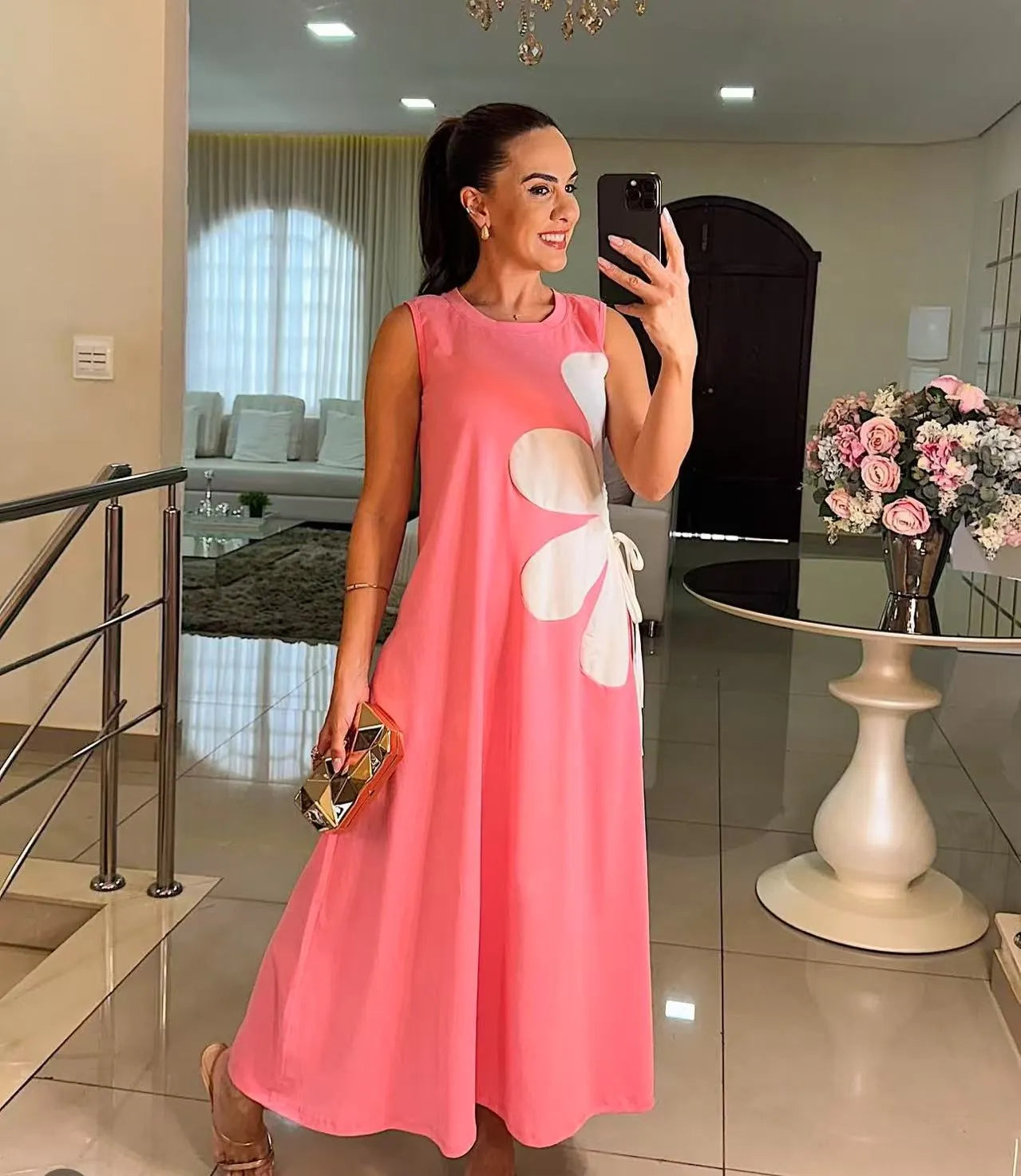 Henrietta – Floral Appliqué Sleeveless Maxi Dress