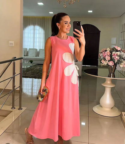 Henrietta – Floral Appliqué Sleeveless Maxi Dress