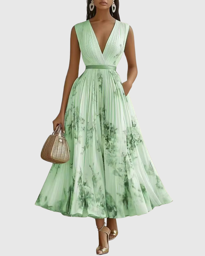 Fern | Elegant Pleated Maxi Dress