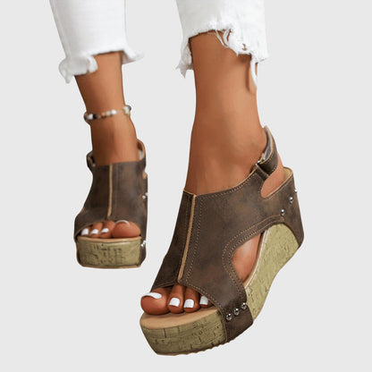 Lela | Orthopaedic Sandals
