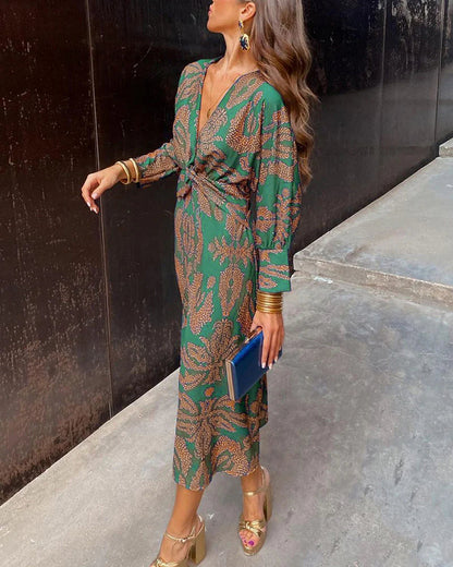 Jensen | Elegant Dress with Long Sleeves and Floral Print