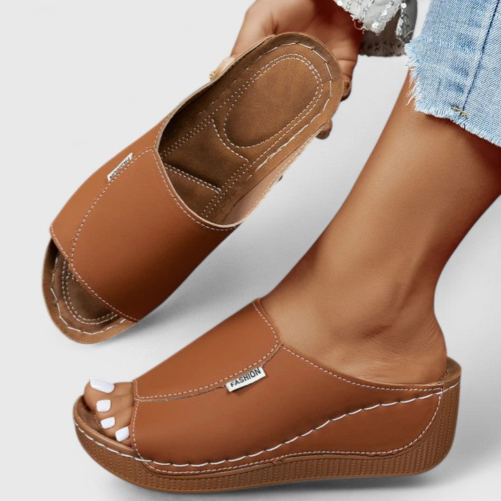 Briella | Orthopaedic Sandals