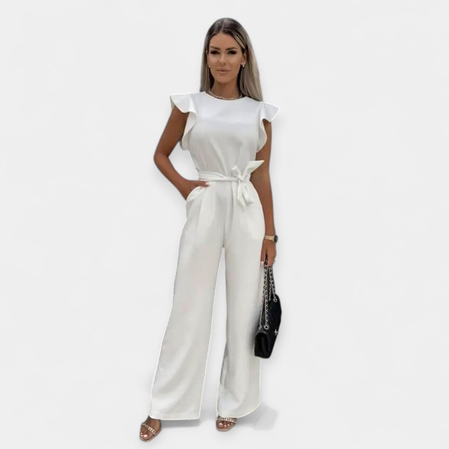 Yanira | Set Featuring Butterfly Sleeves