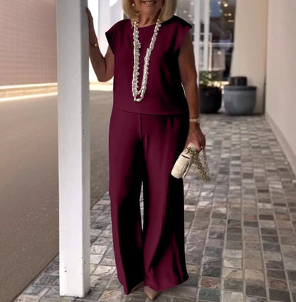 Ivana | Elegant and Comfortable Set