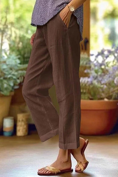 Kerry – Relaxed Cropped Pants with Cuffed Hem