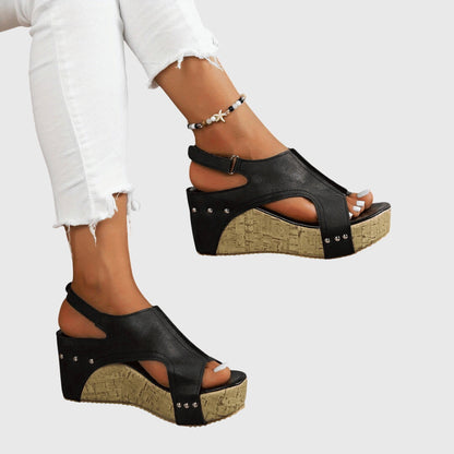 Lela | Orthopaedic Sandals