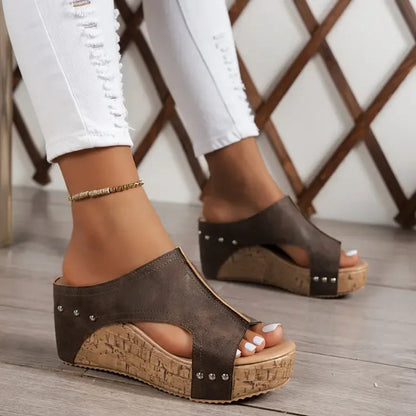 Lindy | Orthopaedic Sandals