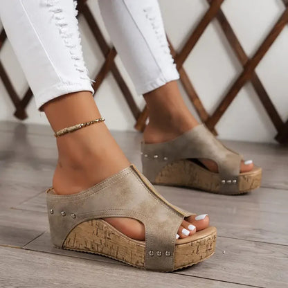Lindy | Orthopaedic Sandals