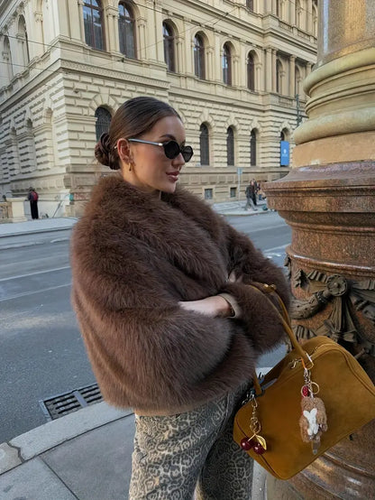 Dolores – Luxurious Faux Fur Coat