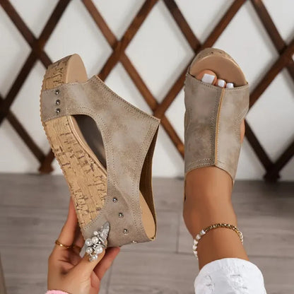 Lindy | Orthopaedic Sandals