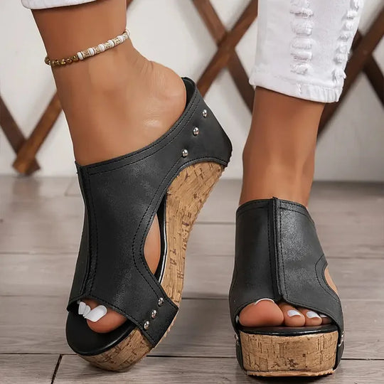 Lindy | Orthopaedic Sandals