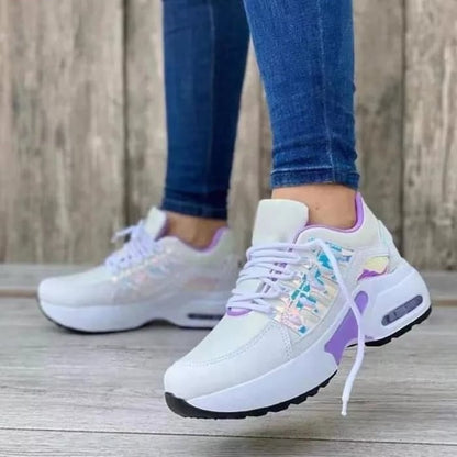Geraldine – Lace-Up Cushioned Everyday Sneakers