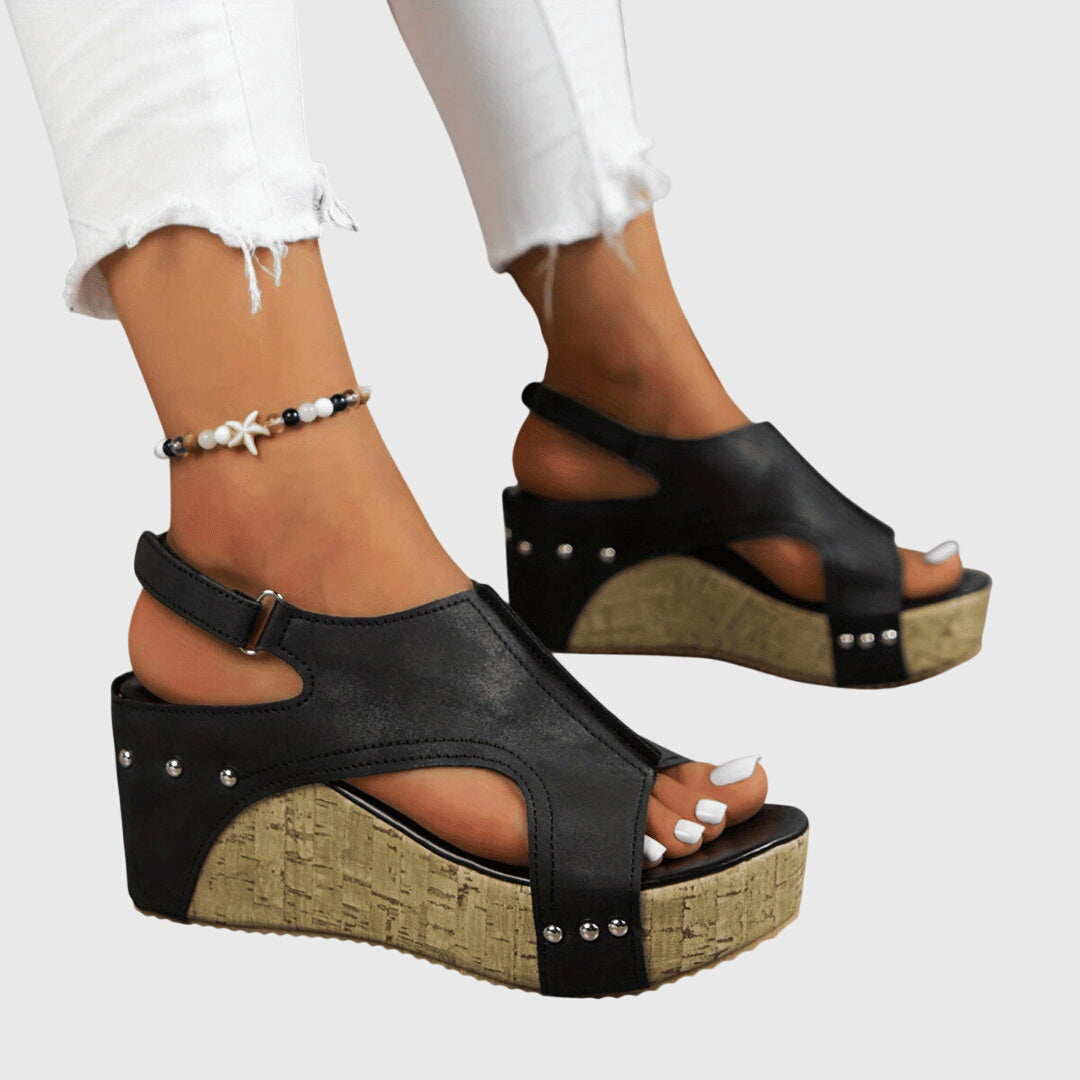 Lela | Orthopaedic Sandals