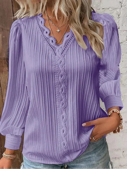 Lylah | Blouse with Chiffon and Lace Details