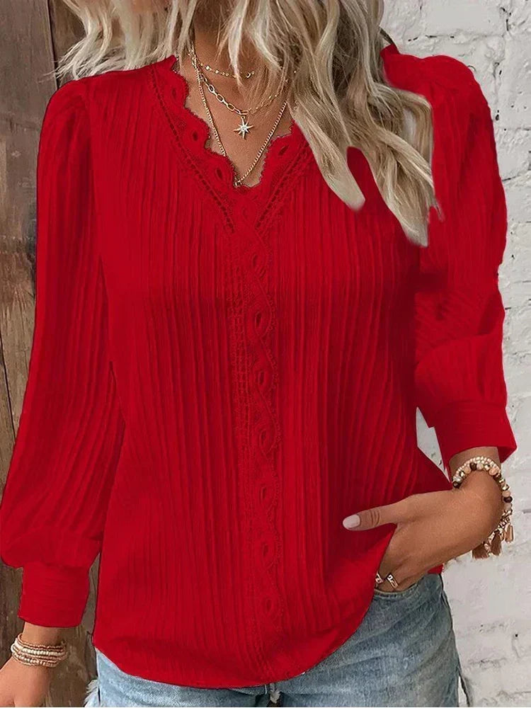 Lylah | Blouse with Chiffon and Lace Details