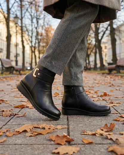 Juanita – Faux-Shearling Lined Ankle Boots