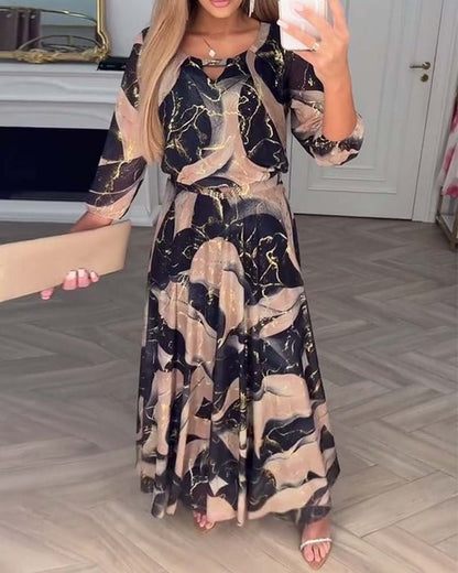 Cerelia | Line Maxi Dress
