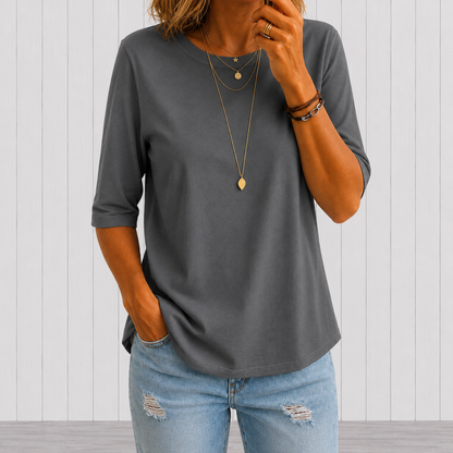 Justine – Relaxed Three-Quarter Sleeve Top