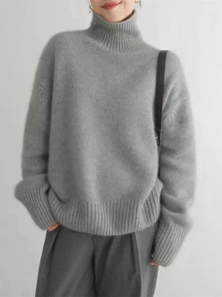 Merle – Oversized Turtleneck Knit Jumper