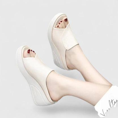 Tay | Orthopaedic Wedge Sandals