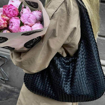 Donna – Woven Oversized Shoulder Bag