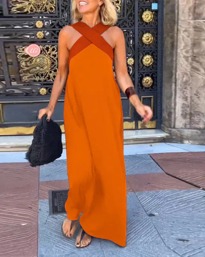 Aubri | Dress with Crossed Cut