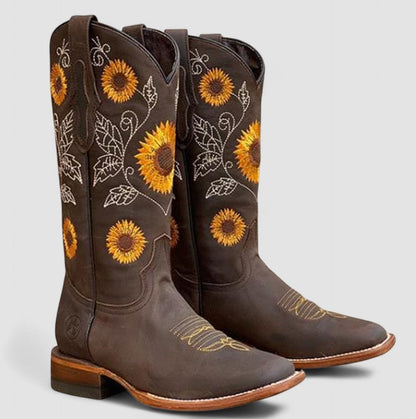 Marjorie – Embroidered Western Cowboy Boots