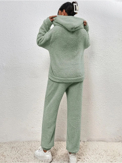 Shannon – Fluffy Teddy Hoodie and Pants Set