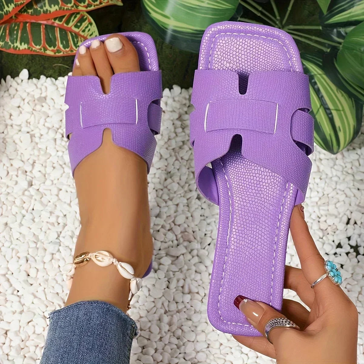 Cecelia | Slides Sandals