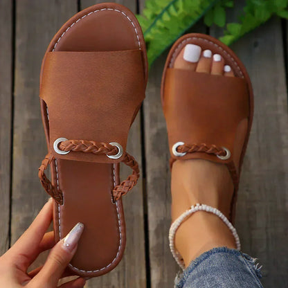Zula | Loop Sandals