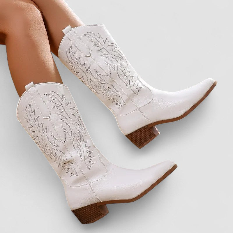 Kendra – Embroidered Western Cowboy Boots