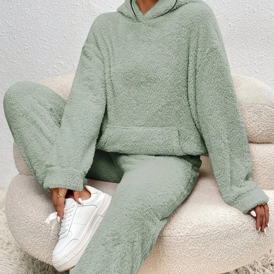 Shannon – Fluffy Teddy Hoodie and Pants Set