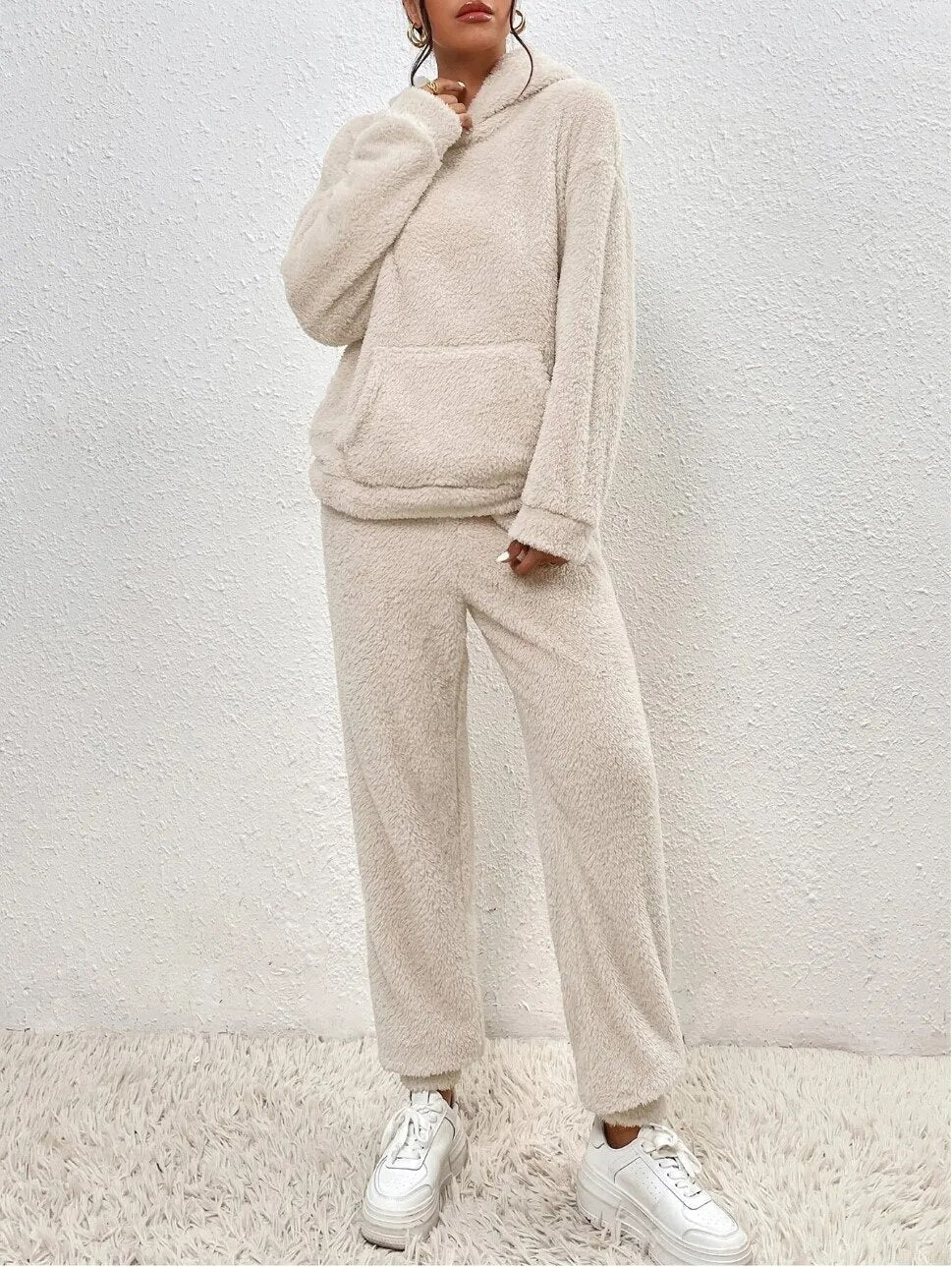Shannon – Fluffy Teddy Hoodie and Pants Set