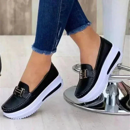 Cecilia | Sleek Orthopaedic Shoes