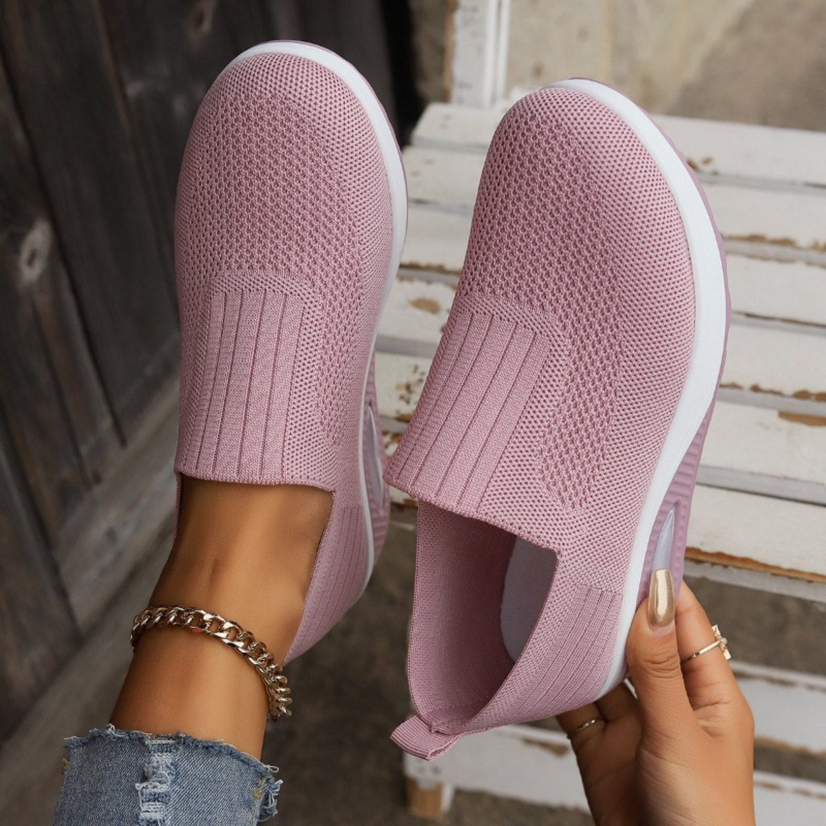 Lorraine – Slip-On Knit Sneakers with Air Cushion