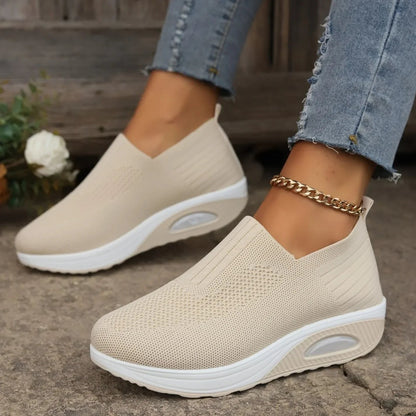Lorraine – Slip-On Knit Sneakers with Air Cushion