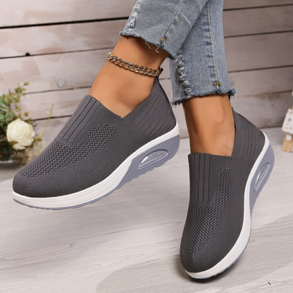 Lorraine – Slip-On Knit Sneakers with Air Cushion