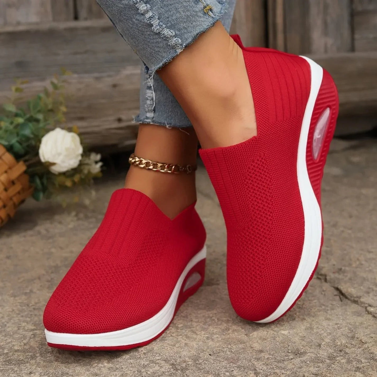 Lorraine – Slip-On Knit Sneakers with Air Cushion