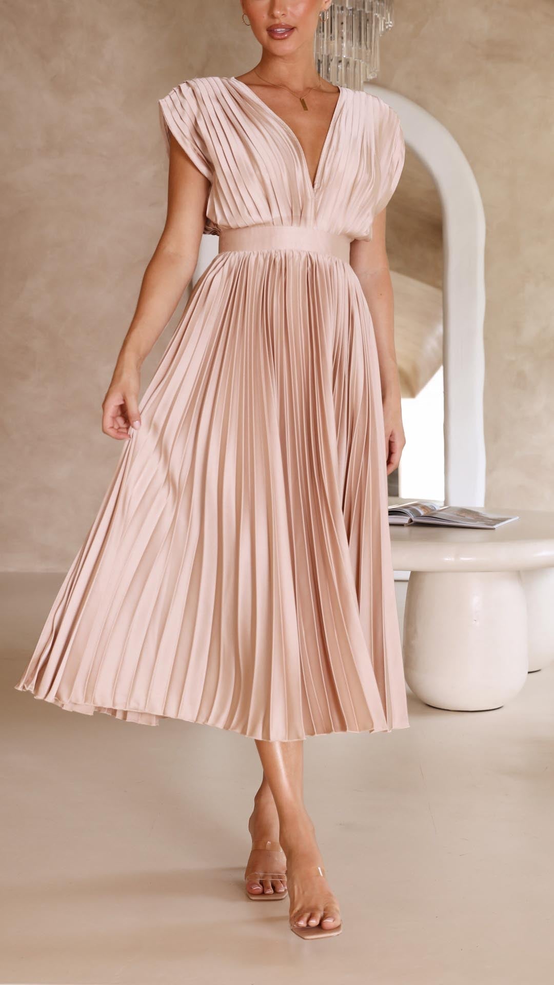 Suki | Elegant Pleated Maxi Dress