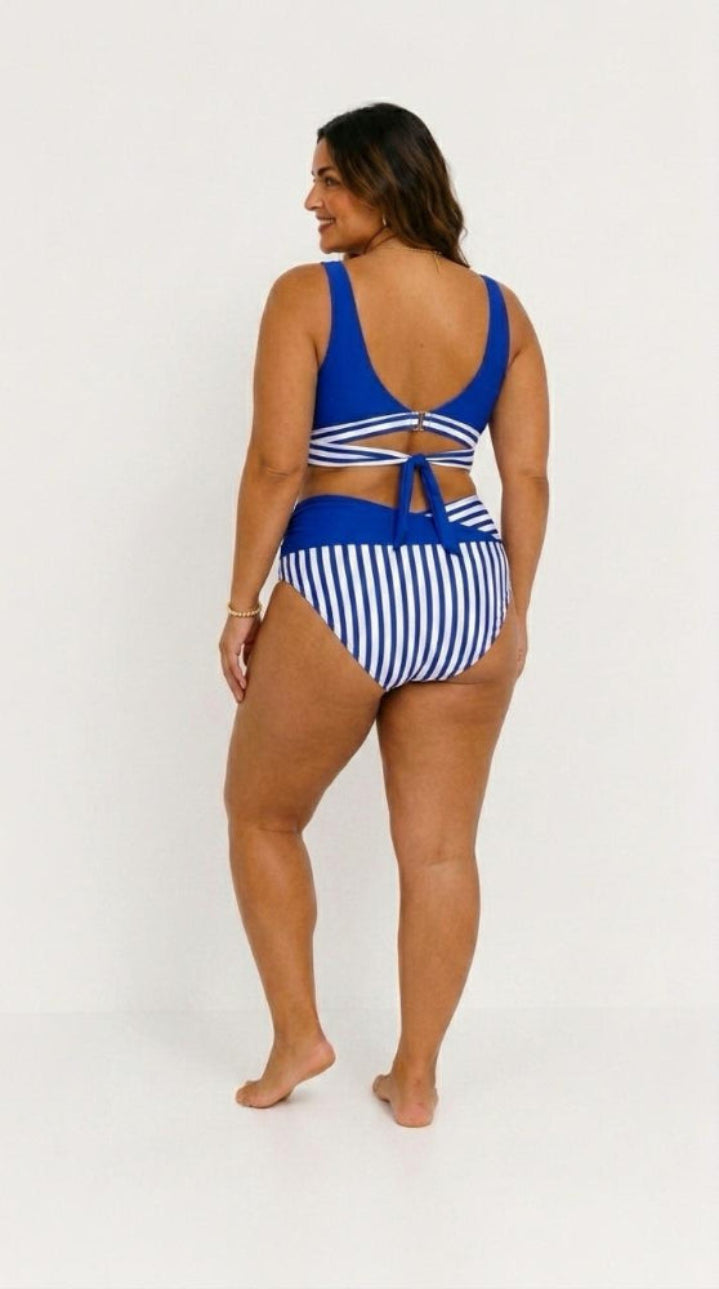 Danielle – Striped Crossover Bikini Set