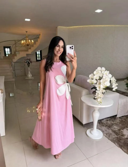 Henrietta – Floral Appliqué Sleeveless Maxi Dress