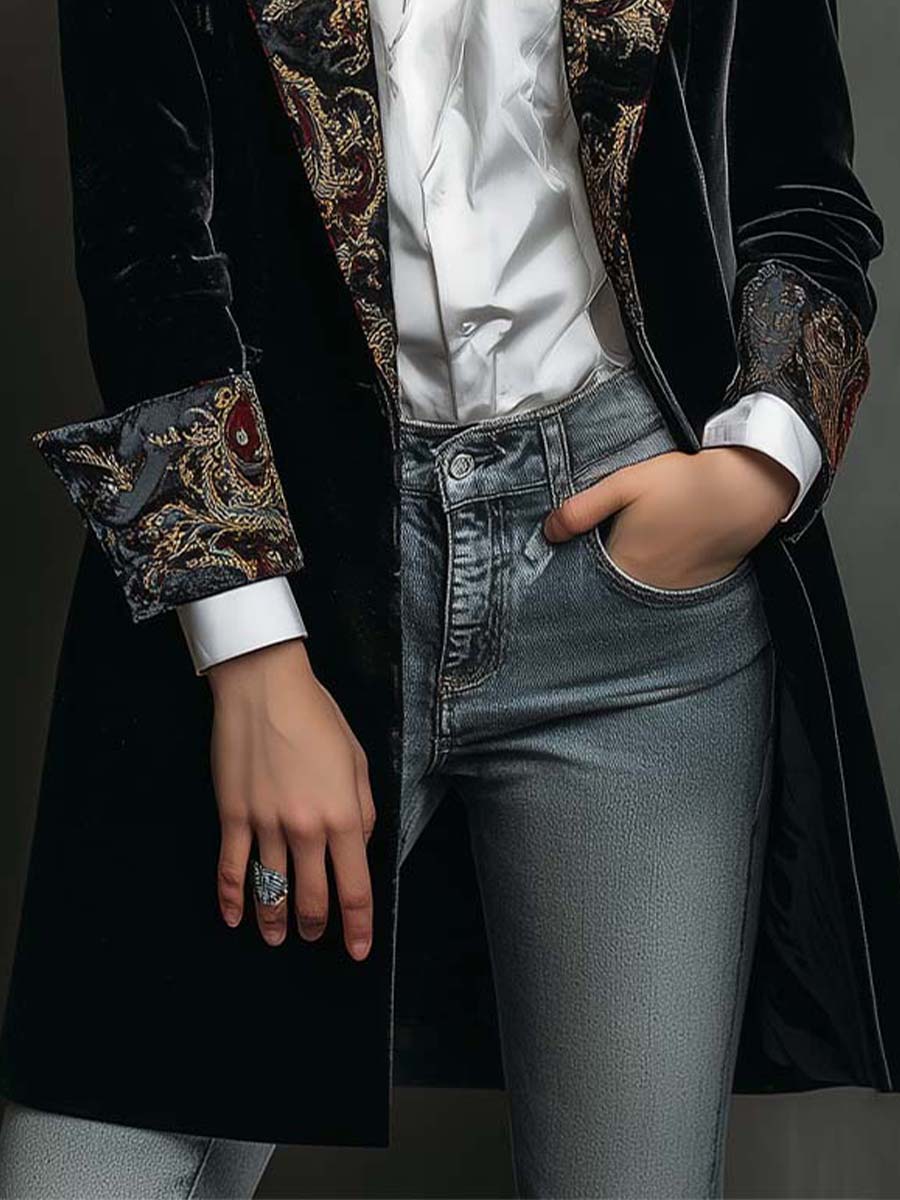 Loretta – Velvet Longline Blazer with Baroque Lapels