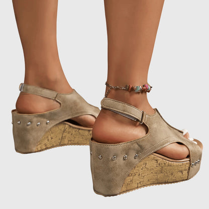 Lela | Orthopaedic Sandals