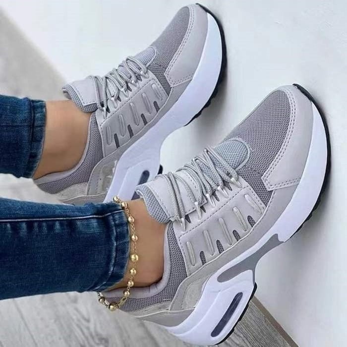 Geraldine – Lace-Up Cushioned Everyday Sneakers