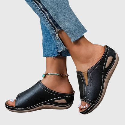 Naya | Orthopaedic Sandals