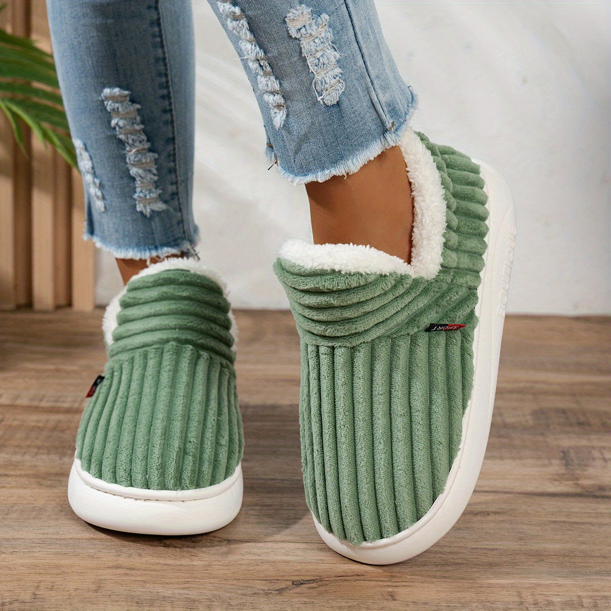 Carolyn | Cosy Winter Slippers
