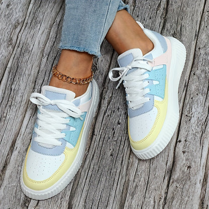 Janet – Lace-Up Colourblock Platform Sneakers
