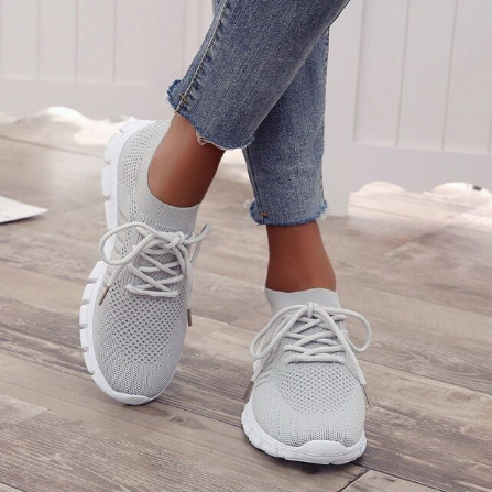 Yolanda – Lightweight Lace-Up Orthopaedic Sneakers